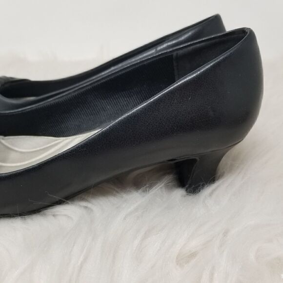 Easy Street Black Size 5M. - Picture 2 of 13